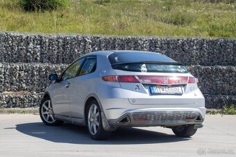 Honda Civic 1.8 VTEC Sport 2006 - 9