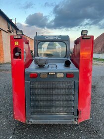 Smykový nakladač GEHL 6640 - servis za 150t Kč hotový - 9