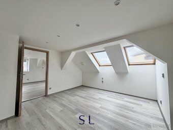 Pronájem bytu 4+kk v Kamenickém Šenově, ulice Palackého - 9