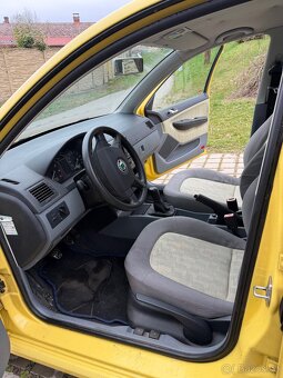 Skoda fabia 1.4 - 9