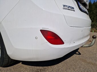 Hyundai i30 kombi 1.6 MPI 88 kw Trikolor Komfort, 1. majitel - 9