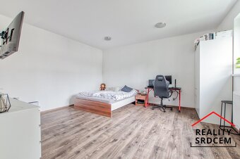 Pronájem moderního bytu 2+kk s balkónem, 77 m2 ul. Na Poříčí - 9