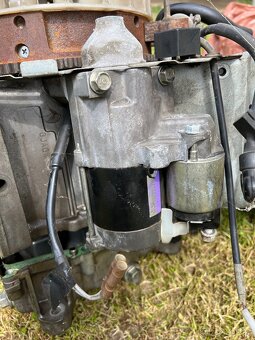 Honda motor na náhradní díly - 9