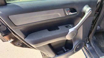 Honda CR-V 2.02 D 103 KW - 9