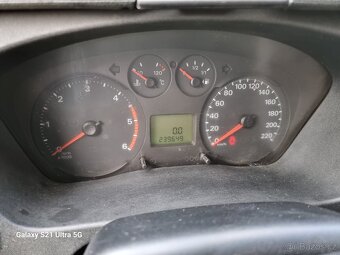 Ford Transit 300L - 9