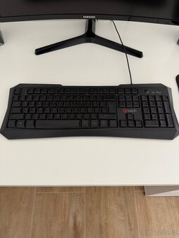 Počítač Genesis Titan včetně příslušenství - 9