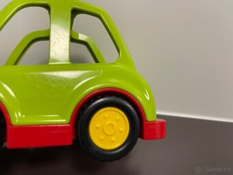 Lego Duplo závodní auto - 9