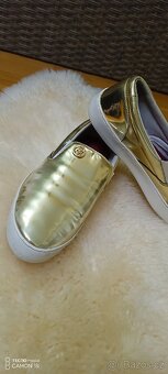 Pohodlné botky slip on zn.Armani Jeans,v.39 - 9