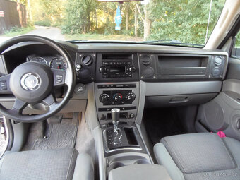 Jeep Commander 3.7 4x4 7 míst LPG TOP cena - 9