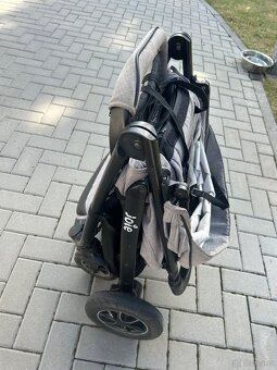Kočárek Jolie Mytrax - 9