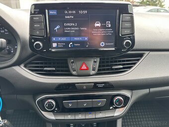 Hyundai i30 1.5i 81 KW - CZ - - 9