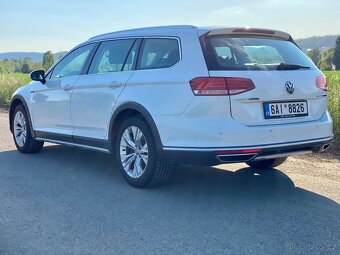 VW Passat B8 2.0 TDI 110kW 4x4 Alltrack - 9