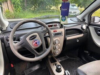 Microcar MGO - 9