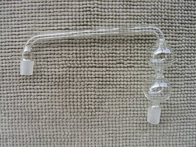 Laboratorní sklo a přístroje - 9