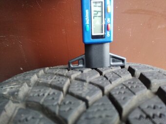 Prodám orig. alu zimní sadu 18" Škoda Scala - 9