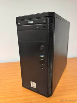 Prodej stolních počítačů - 9