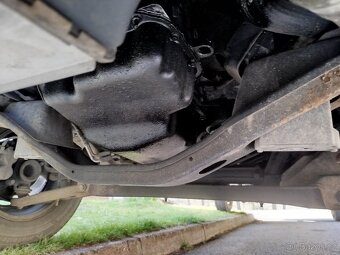 Ford tranzit 2.4 - 9