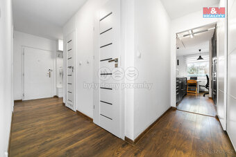 Prodej bytu 3+1, 76 m², Praha, Stodůlky - 9