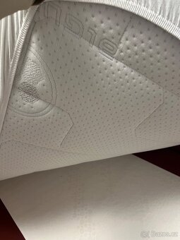 Luxusní boxspringová postel s vysokým čelem včetně matrace - 9