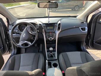 Hyundai i30, 1.6 GDI 99kW, hatchback - 9