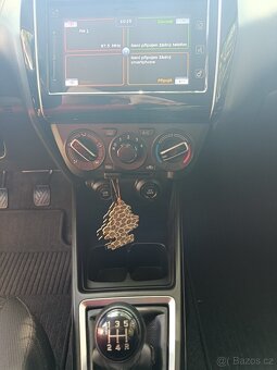 Suzuki Swift 1.2 hybrid 4x4 66kw 2021 1.majitel ČR(24.000km) - 9