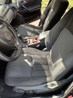 Mercedes-Benz C220 - 9