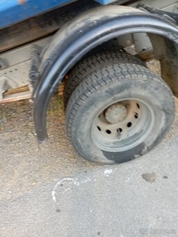 iveco nosič kontejnerů - 9