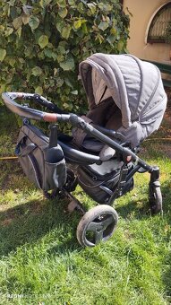 Kočárek Tudore Forester - 9