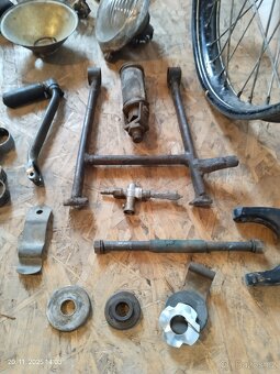 ČZ 125 B a T, 150 C - 9