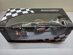 F1 LOTUS RENAULT F1 TEAM 2013 RAIKKONEN MINICHAMPS 1:18 - 9