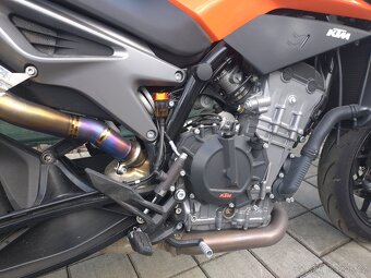 KTM 790 Duke 2024 - 9