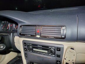 Prodám všechny díly z tohoto vozu škoda superb 1 - 9