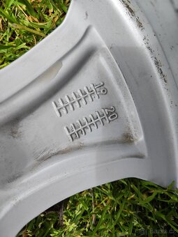 Originální alu kola Toyota RAV4 r17 5x114,3 - 9