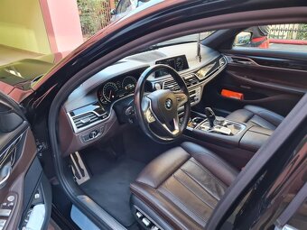 BMW 740i - 9