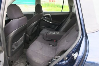 TOYOTA RAV4 2.2D4D, 100 kW, 1.MAJITEL, BEZ KOROZE - 9