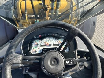 CAT 924G - 9