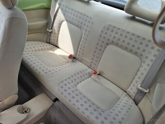 VW NEW BEETLE 2.0i 85KW R.V.2000 - 9