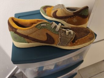 Nike - 9