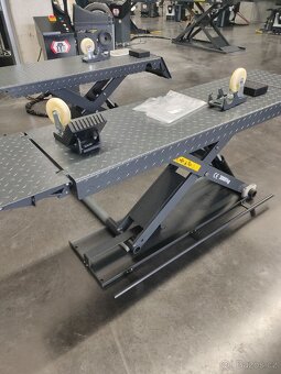 Dvousloupový elektrohydraulický zvedák 3500-7500 kg - 9