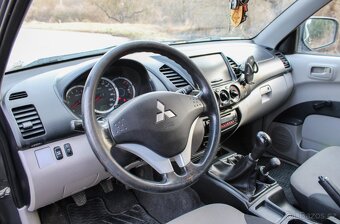 Mitsubishi L 200 L200 2.5 DI-D Double Cab - 9