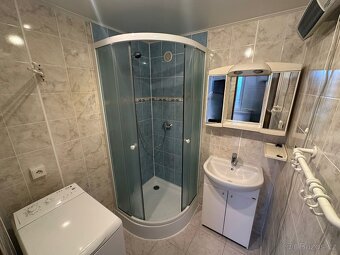 Pronájem bytu 2+1, 65 m² – Chvaletice - 9