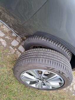 Citroën Grand C4 picasso 2.0HDi 7míst - 9