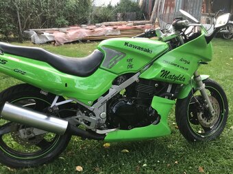 Kawasaki gpz500s - 9