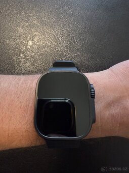 Apple Watch Ultra 2 49mm Černý titan s černým řemínkem - 9