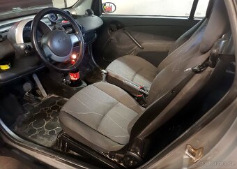 SMART fortwo 0.7i Turbo - panorama-klimatizace - 9