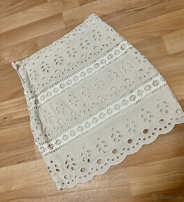 Béžová nová sukně H&M s madeirou vel. 34 - 9