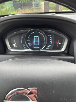 Volvo XC60, 2,4 D5  R-DESING 158kW - 9