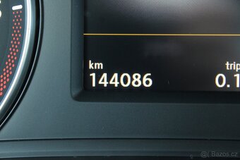 Volkswagen Sharan 2,0 TDI HIGHLINE,DSG,TAŽNÉ,2017 - 9