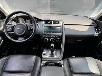 Jaguar E-Pace D180 R-Dynamic SE 4WD AT ČR - 9