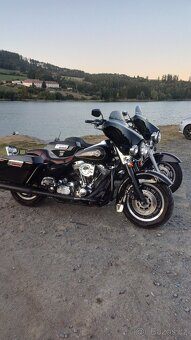 Harley Davidson - 9